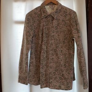Two Hearts Maternity pearl snap buttons  long sleeved paisley shirt size large